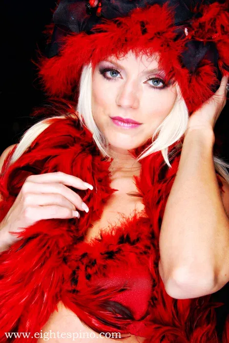 Fawnia in a unique variety photoshoot (photo 18)