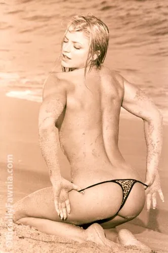 Published magazine, calendar or press feature of Fawnia (photo 34)